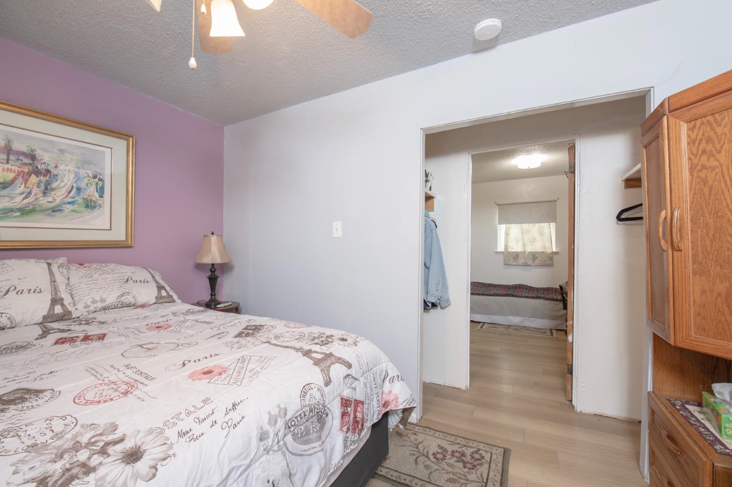 43191 W Sugar Pine Dr, Oakhurst, CA 93644