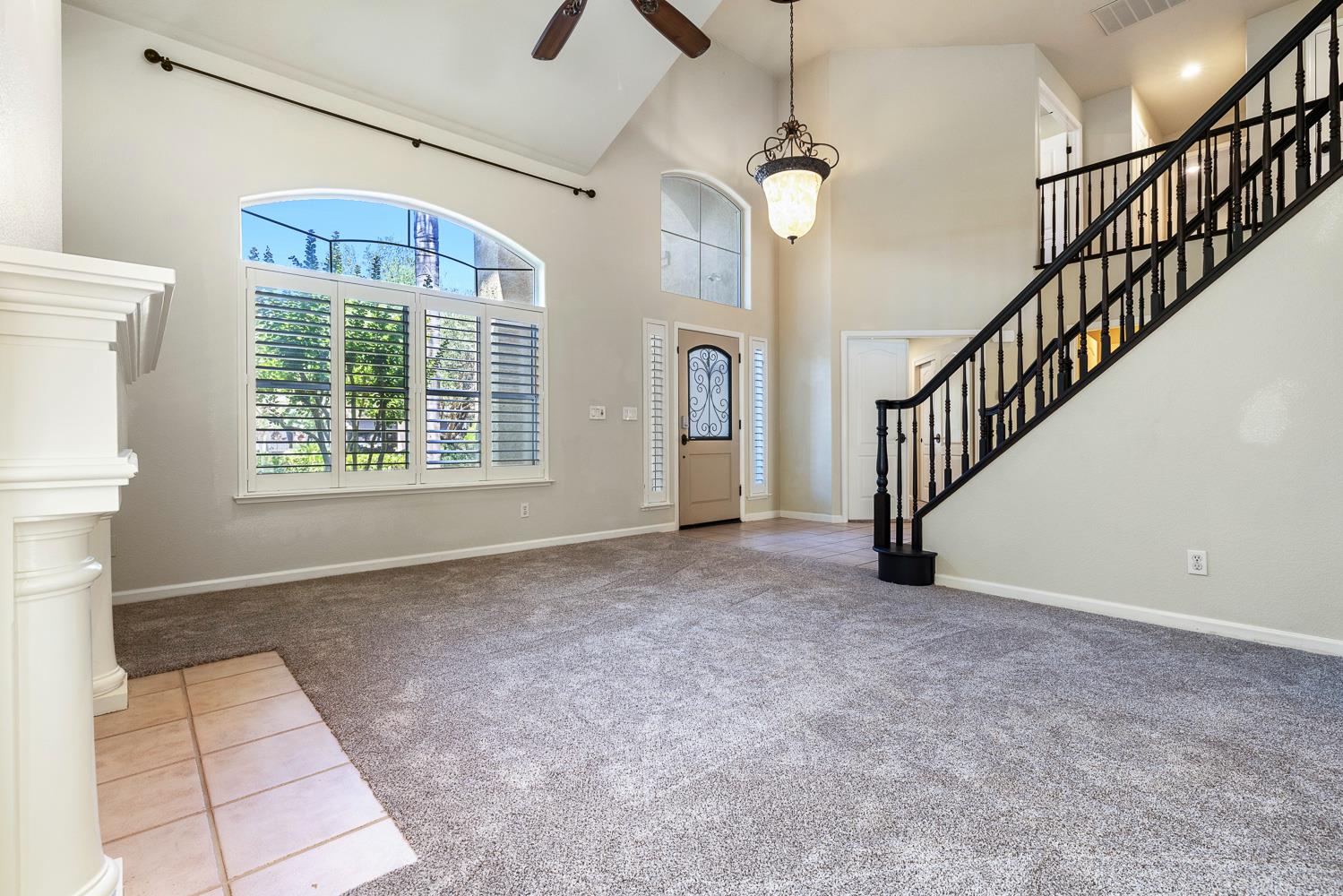 9396 N St Martin Dr, Fresno, CA 93720