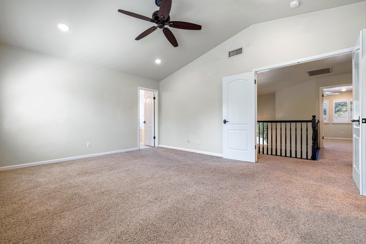 9396 N St Martin Dr, Fresno, CA 93720