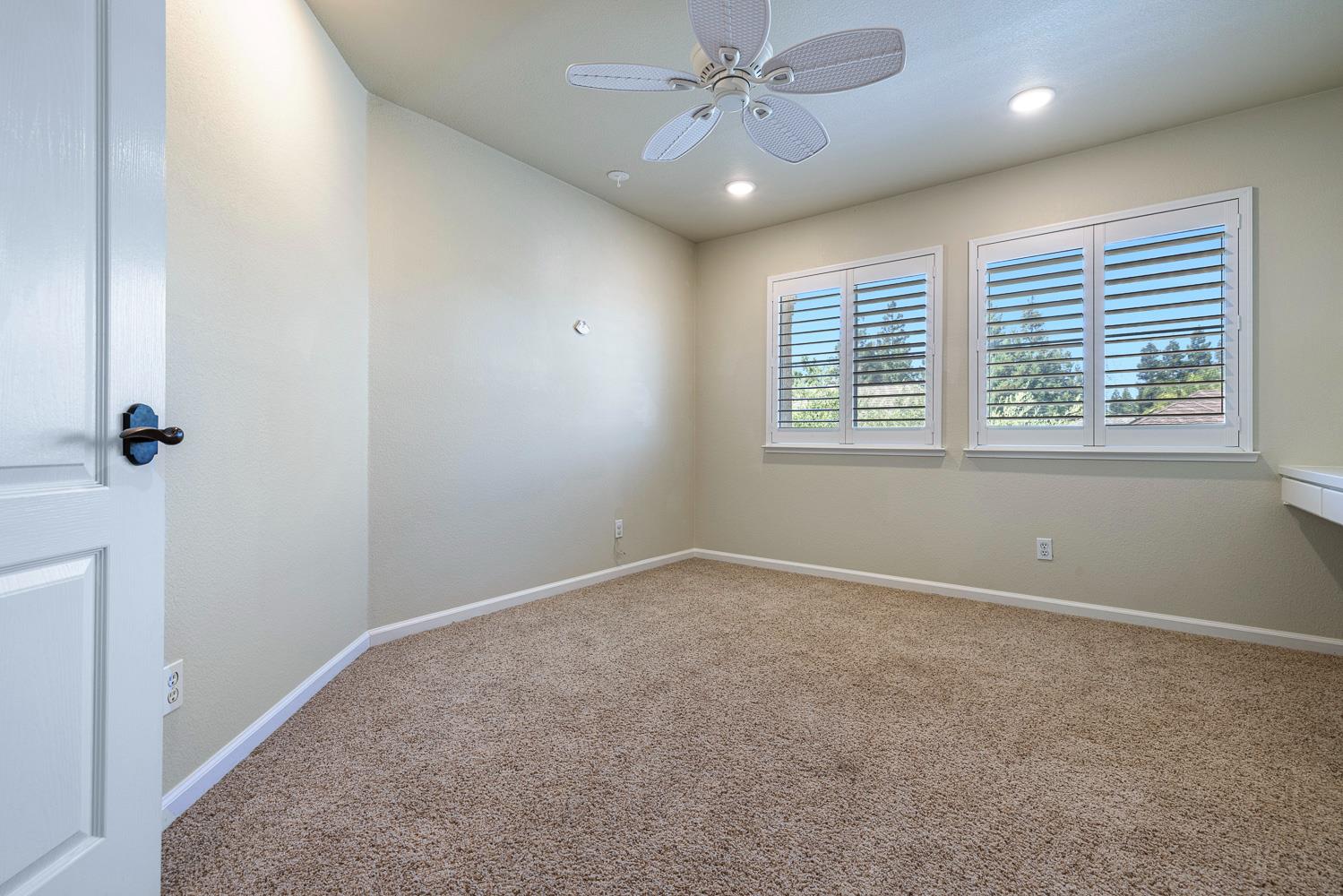 9396 N St Martin Dr, Fresno, CA 93720