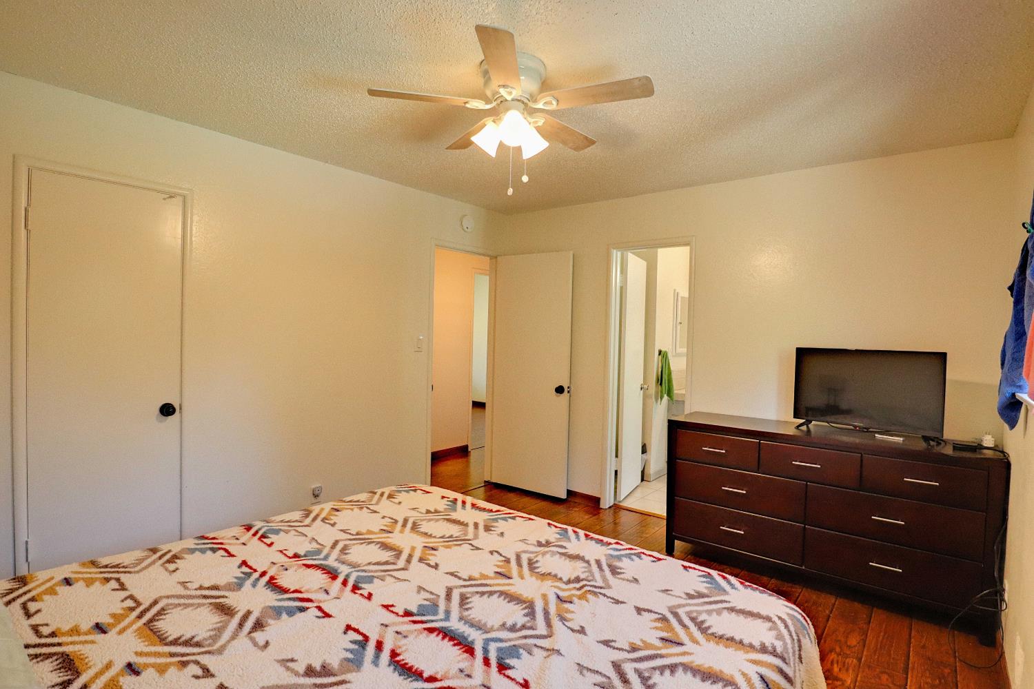 4768 E Gettysburg Ave, Fresno, CA 93726