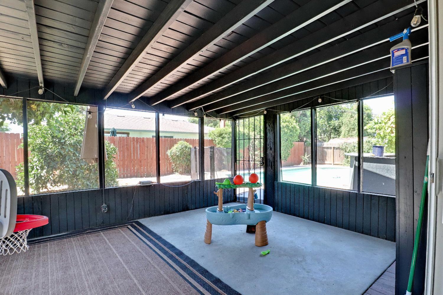 4768 E Gettysburg Ave, Fresno, CA 93726