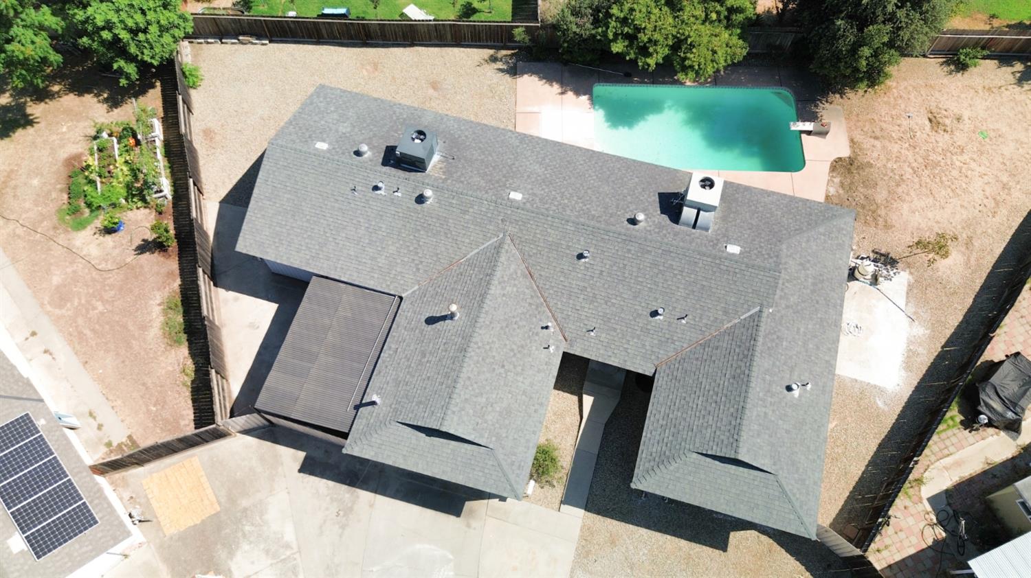 1657 E Paul Ave, Fresno, CA 93710