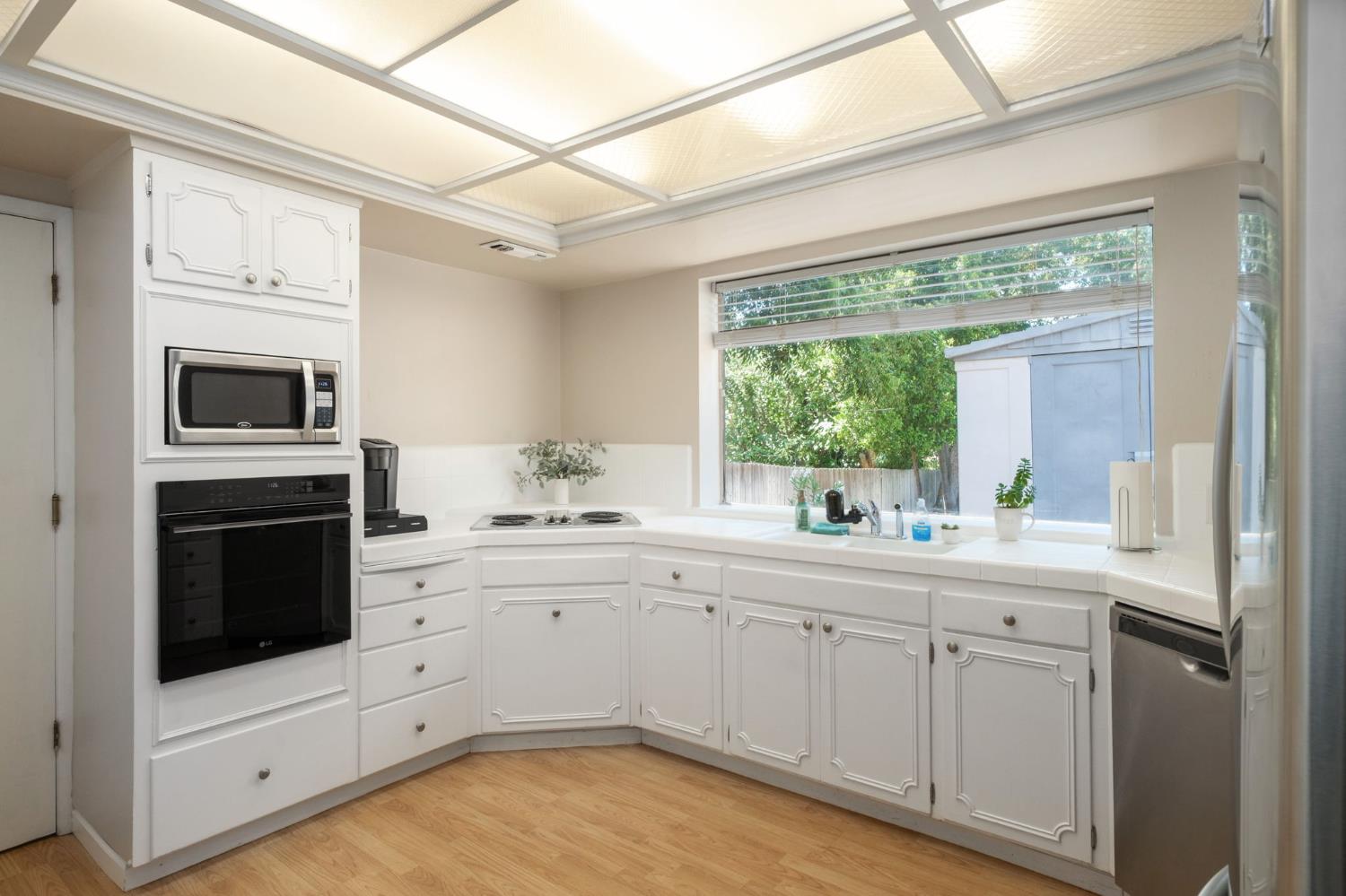 316 E Brown Ave, Fresno, CA 93704