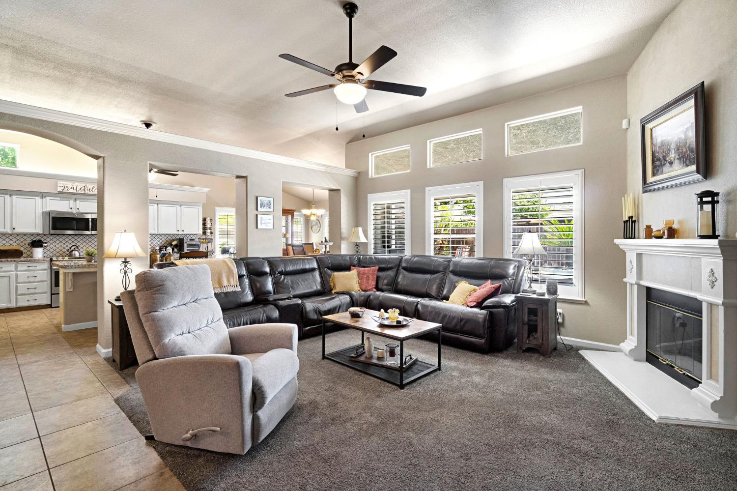7672 N Dante Ave, Fresno, CA 93722