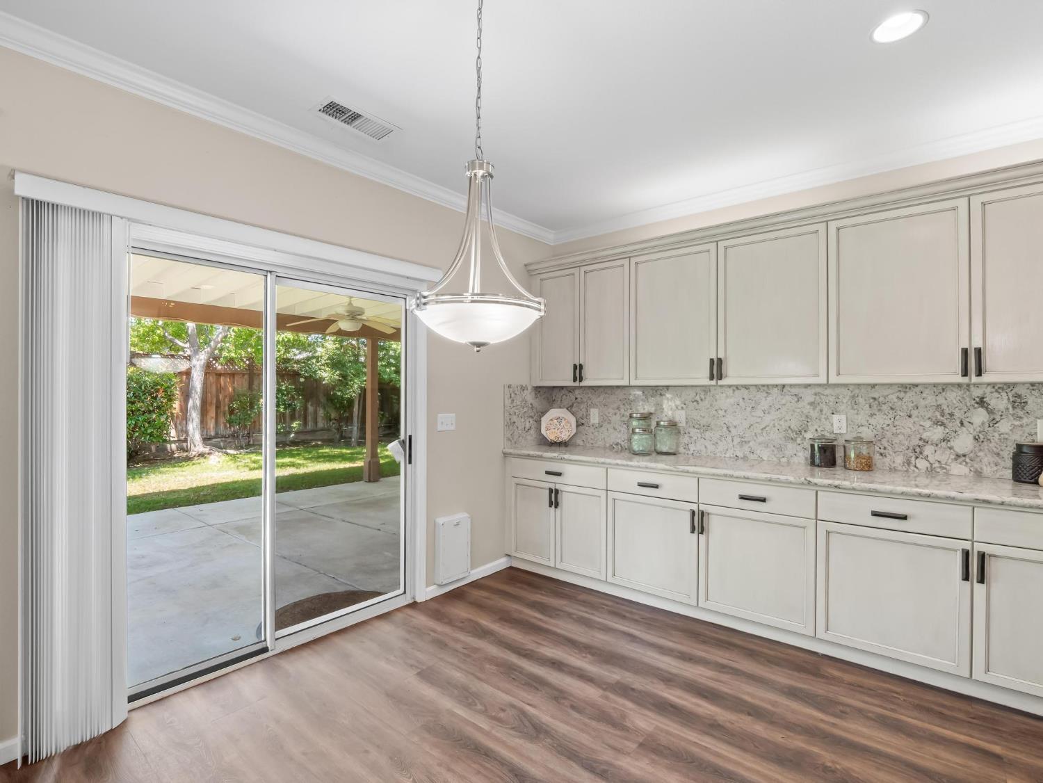 2222 Carson Ave, Clovis, CA 93611