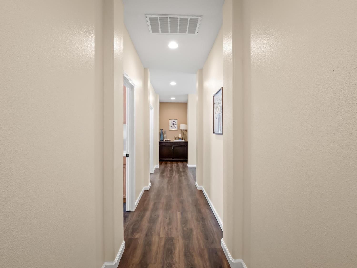 2222 Carson Ave, Clovis, CA 93611
