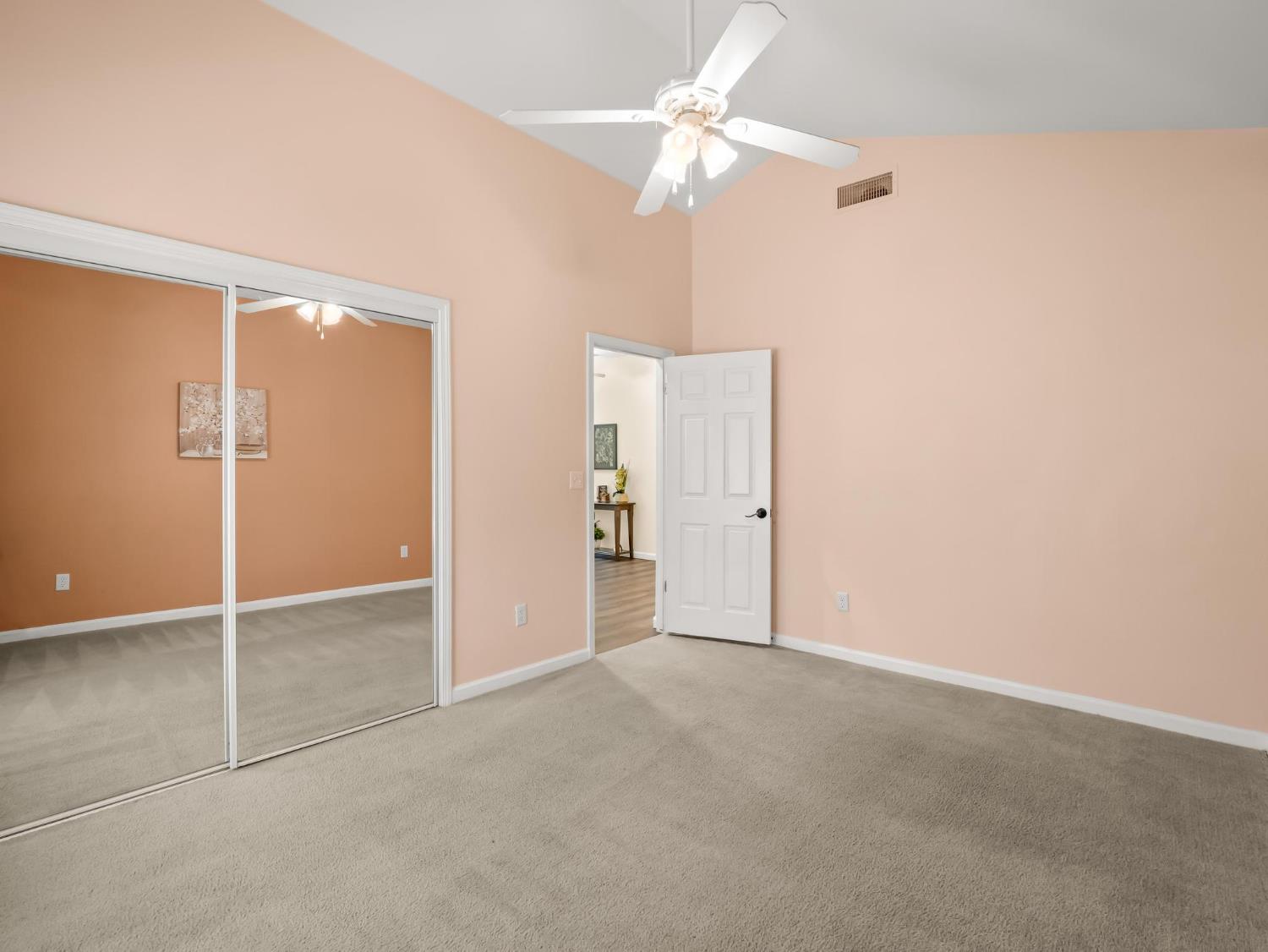 2222 Carson Ave, Clovis, CA 93611