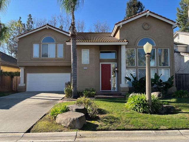 2549 E Jenny Ave, Fresno, CA 93720