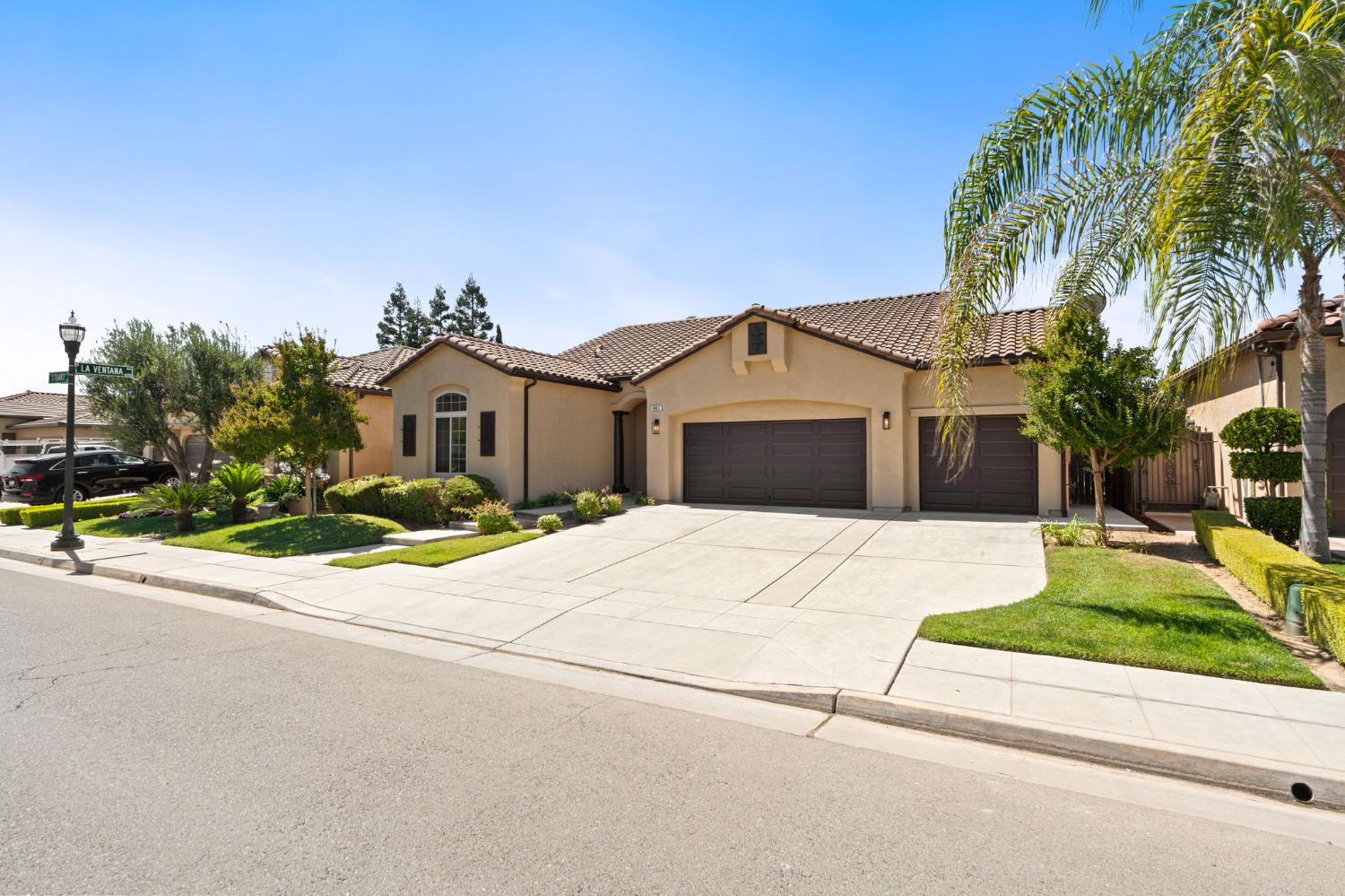6943 W Stuart Ave, Fresno, CA 93723