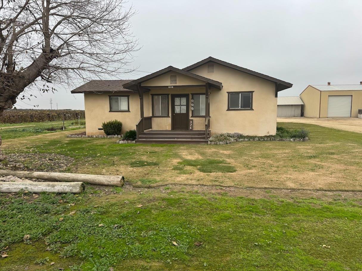 376 E Klepper, Caruthers, CA 93609