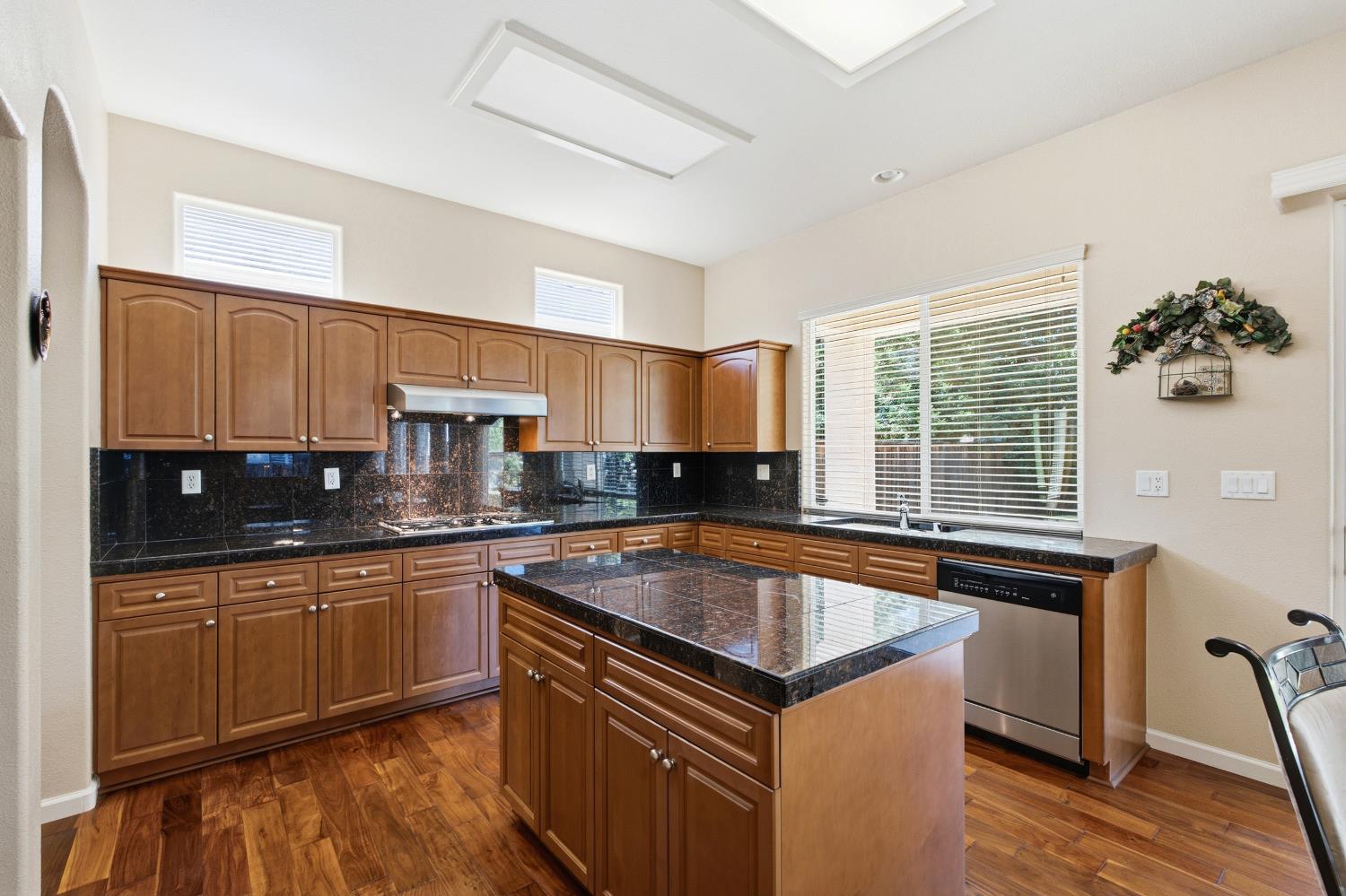 3242 Everglade Ave, Clovis, CA 93619
