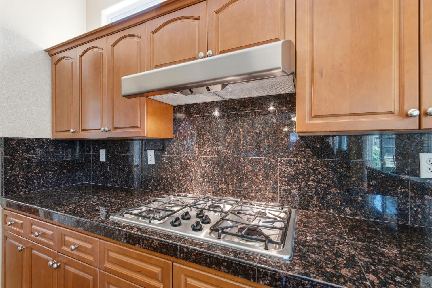 3242 Everglade Ave, Clovis, CA 93619