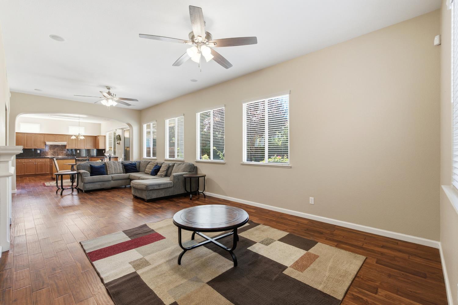 3242 Everglade Ave, Clovis, CA 93619