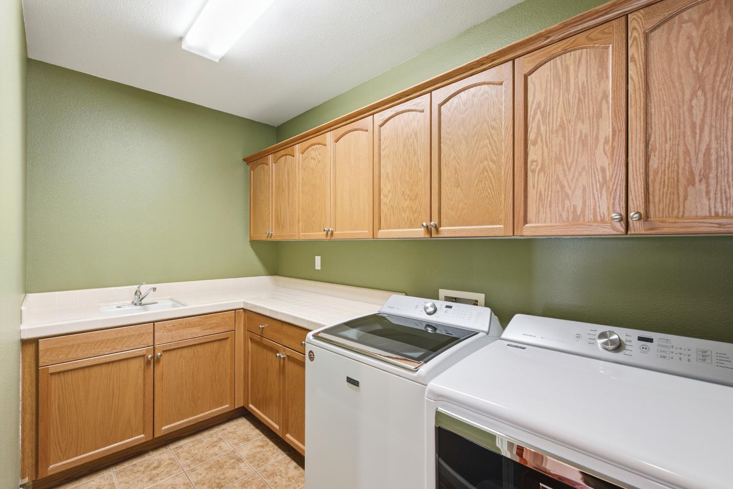3242 Everglade Ave, Clovis, CA 93619