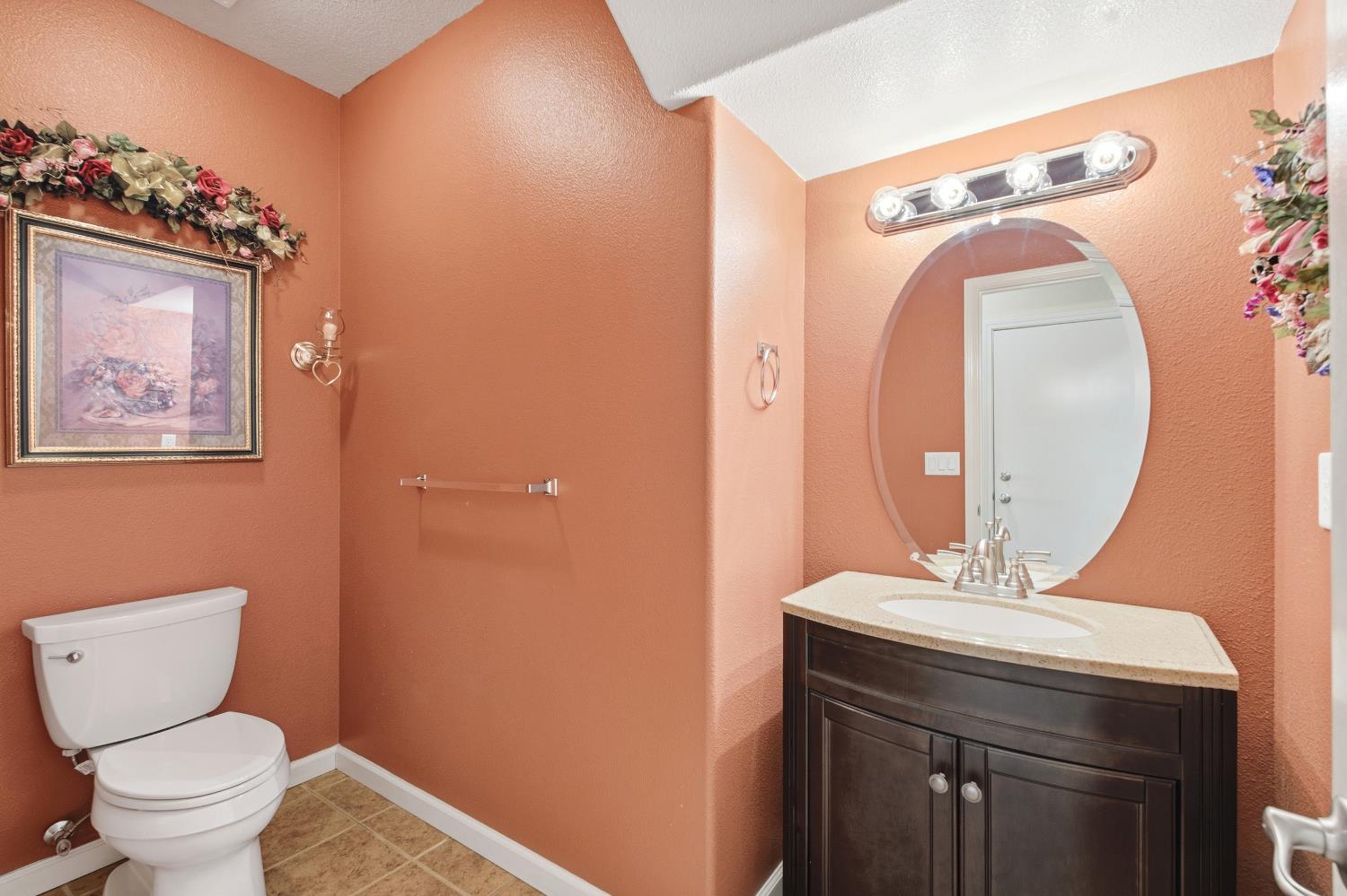 3242 Everglade Ave, Clovis, CA 93619