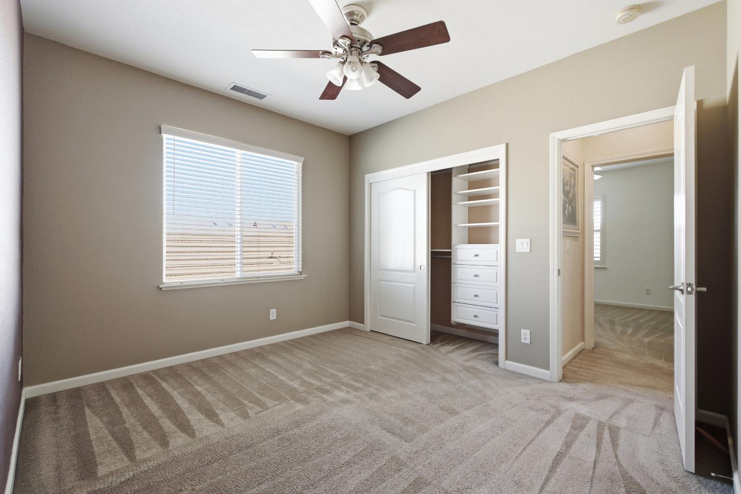 3242 Everglade Ave, Clovis, CA 93619