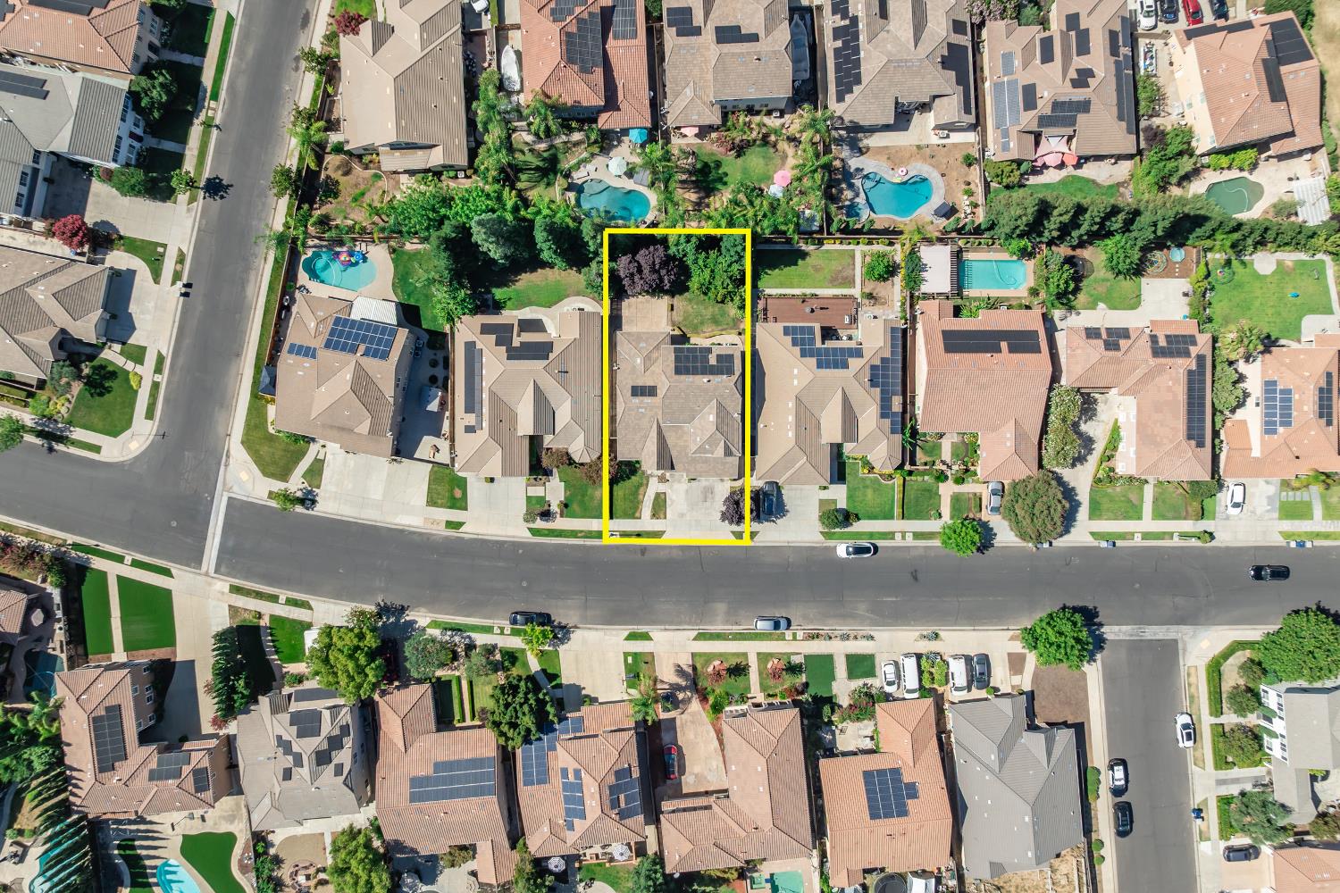 3242 Everglade Ave, Clovis, CA 93619