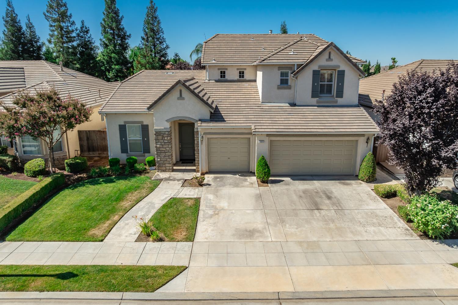 3242 Everglade Ave, Clovis, CA 93619