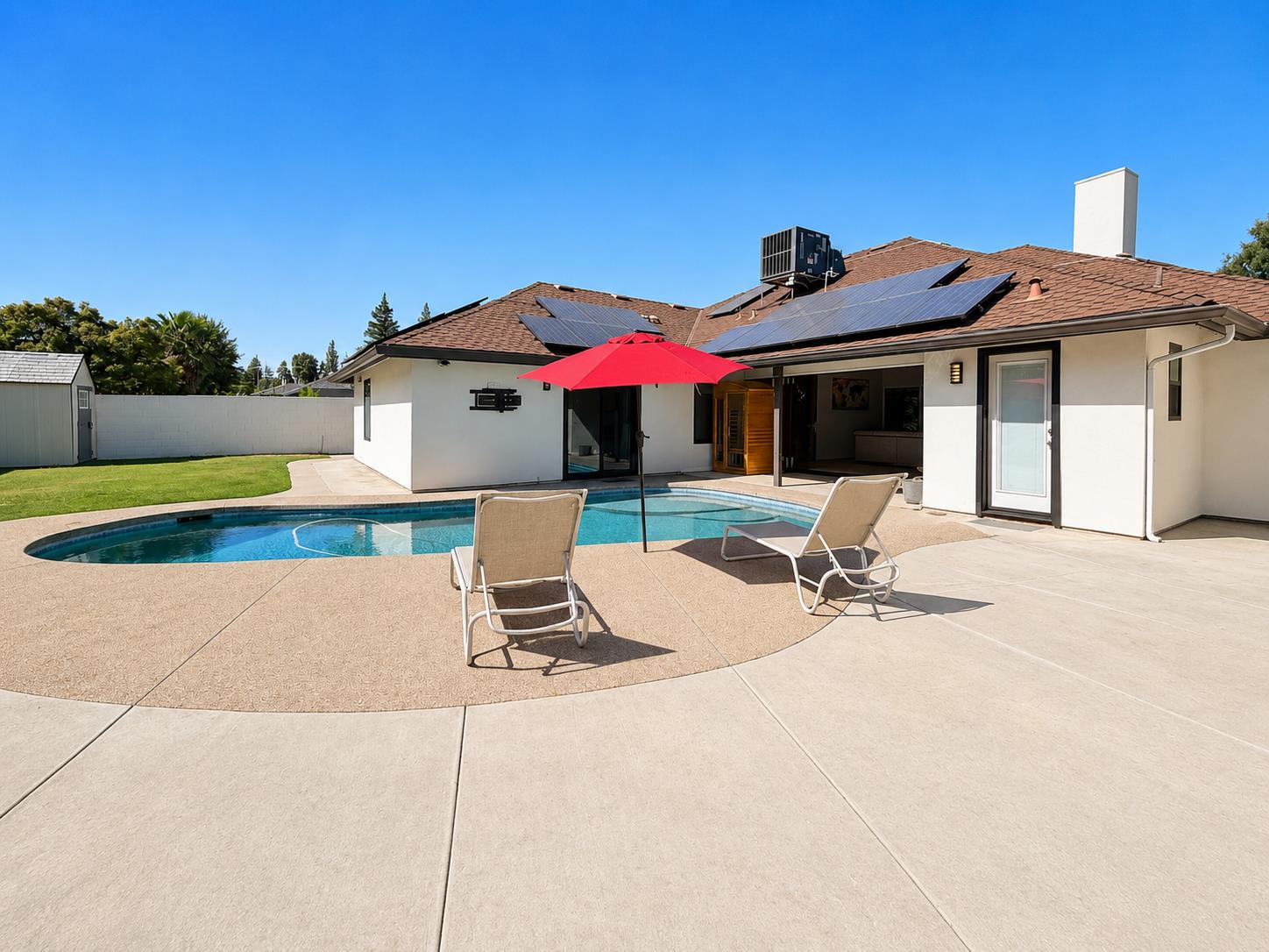 445 E Audubon Dr, Fresno, CA 93720
