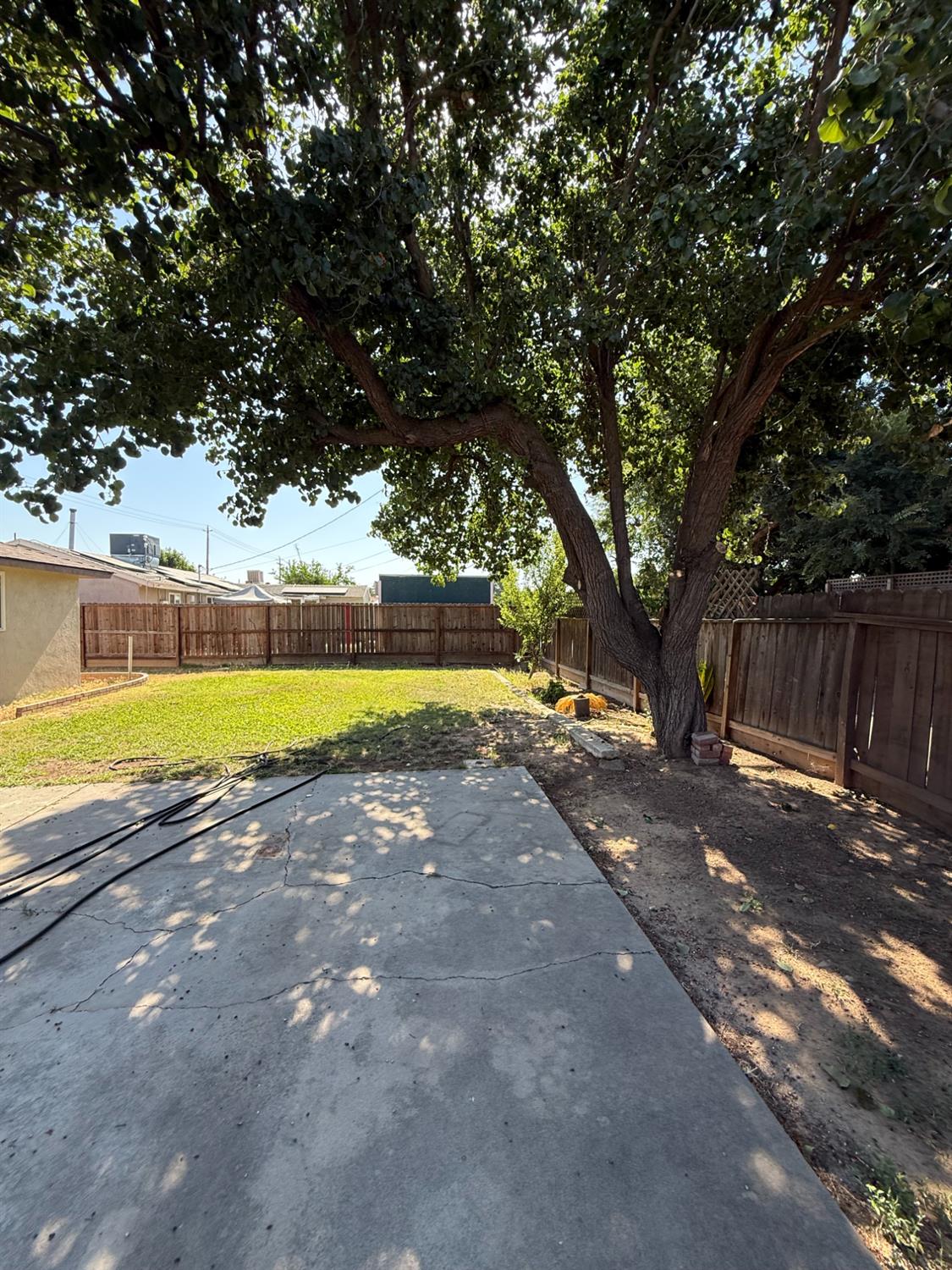 2544 E Gettysburg E, Fresno, CA 93726