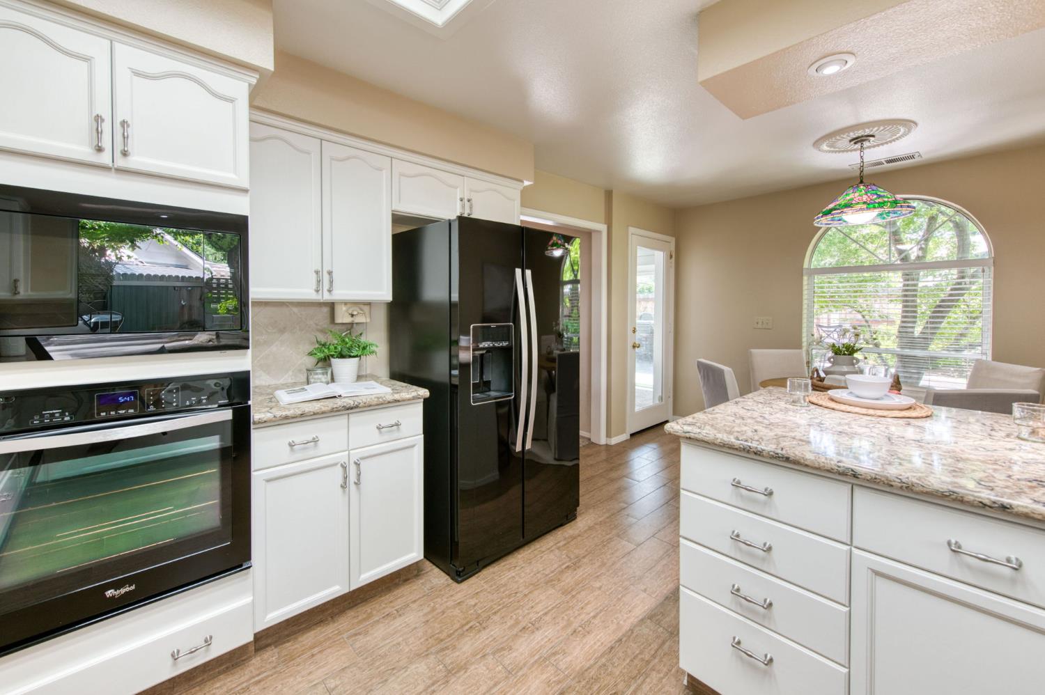 152 Karen Ave, Clovis, CA 93612