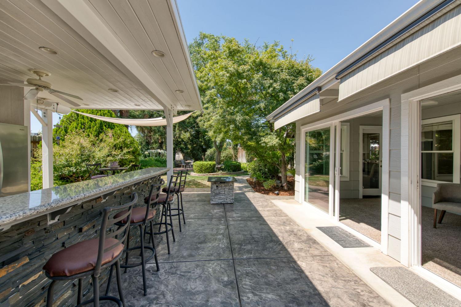 152 Karen Ave, Clovis, CA 93612
