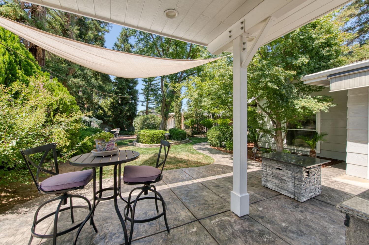152 Karen Ave, Clovis, CA 93612