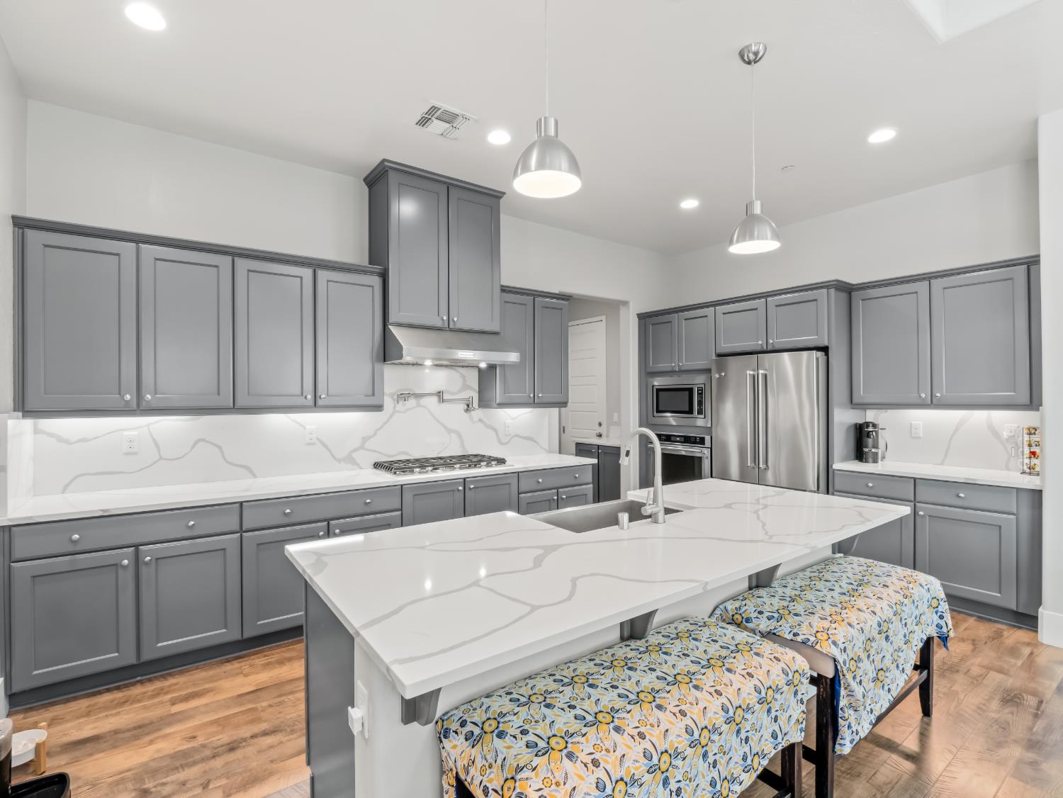 4477 Vineyard Dr, Madera, CA 93636