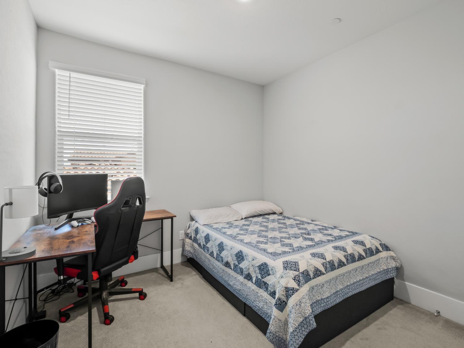 4477 Vineyard Dr, Madera, CA 93636