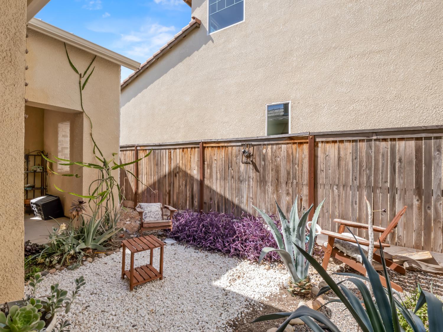 4477 Vineyard Dr, Madera, CA 93636