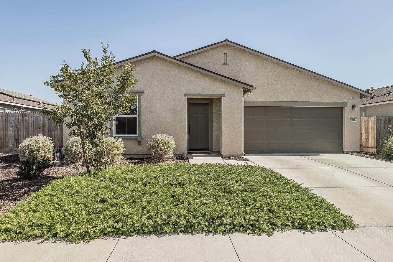 1105 E Packwood, Visalia, CA 93292