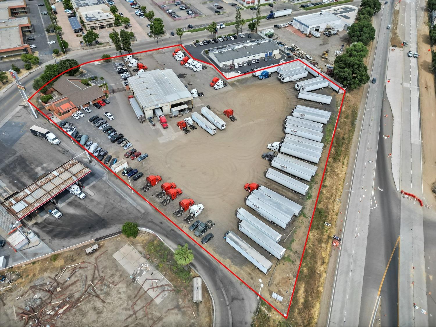 2559 S East Ave, Fresno, CA 93706