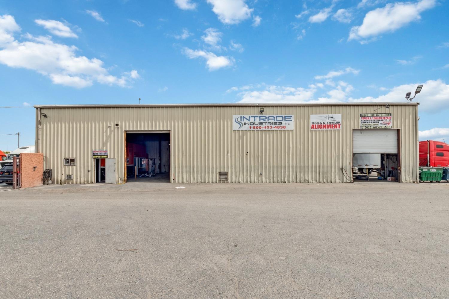 2559 S East Ave, Fresno, CA 93706
