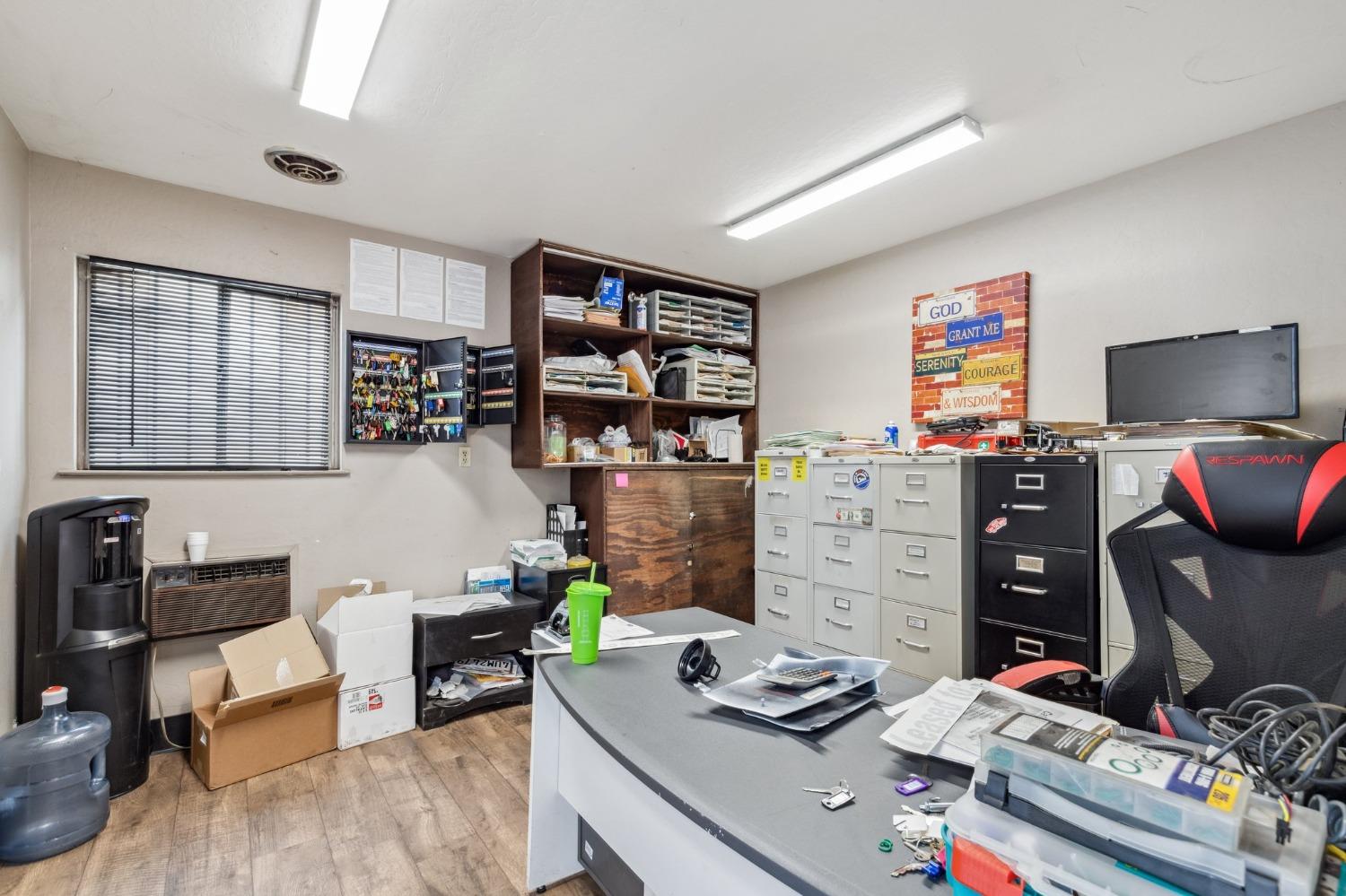 2559 S East Ave, Fresno, CA 93706