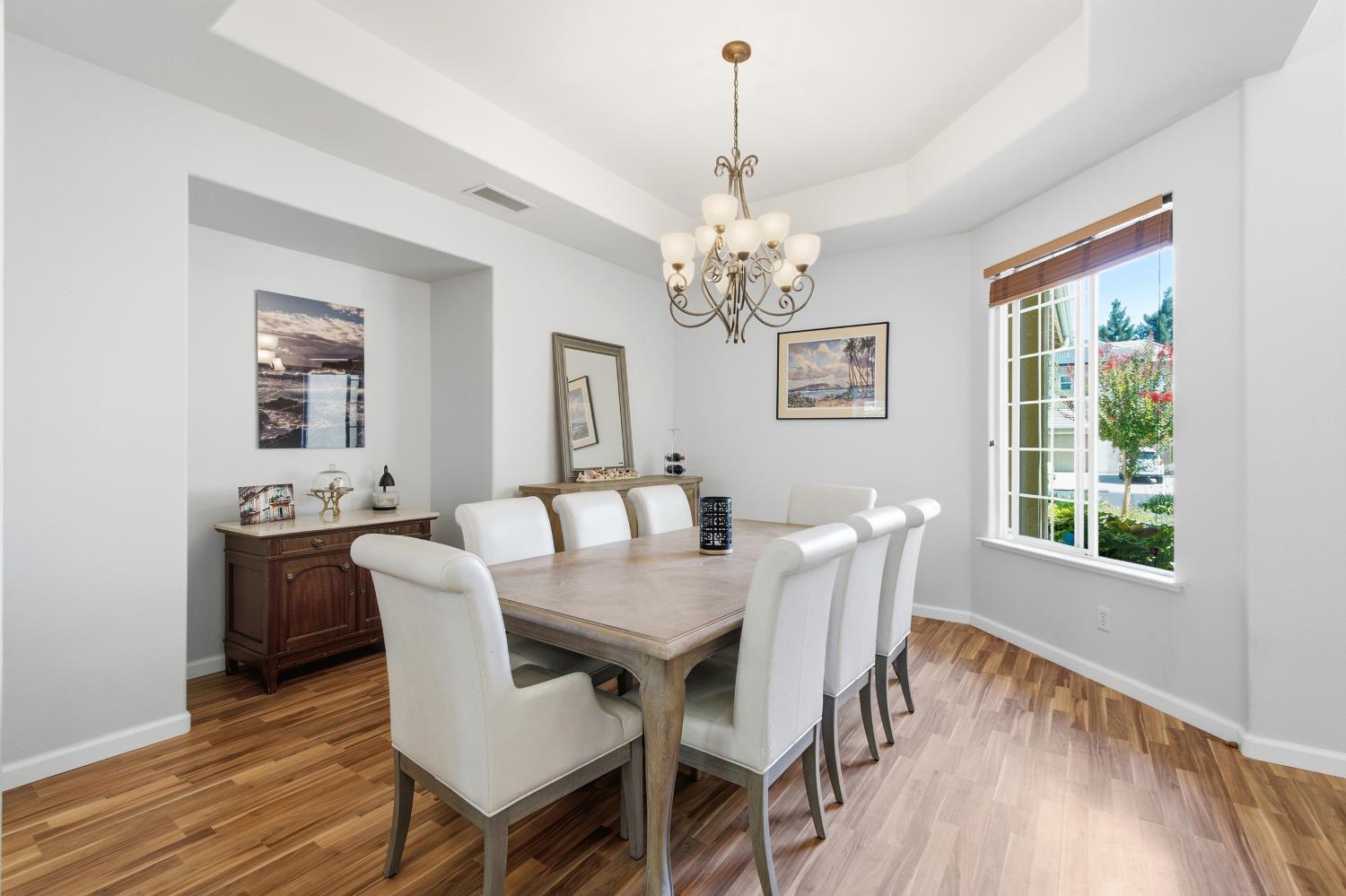2140 Serena Ave, Clovis, CA 93619