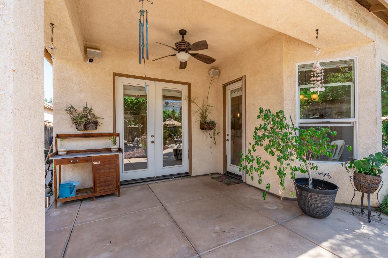 2140 Serena Ave, Clovis, CA 93619