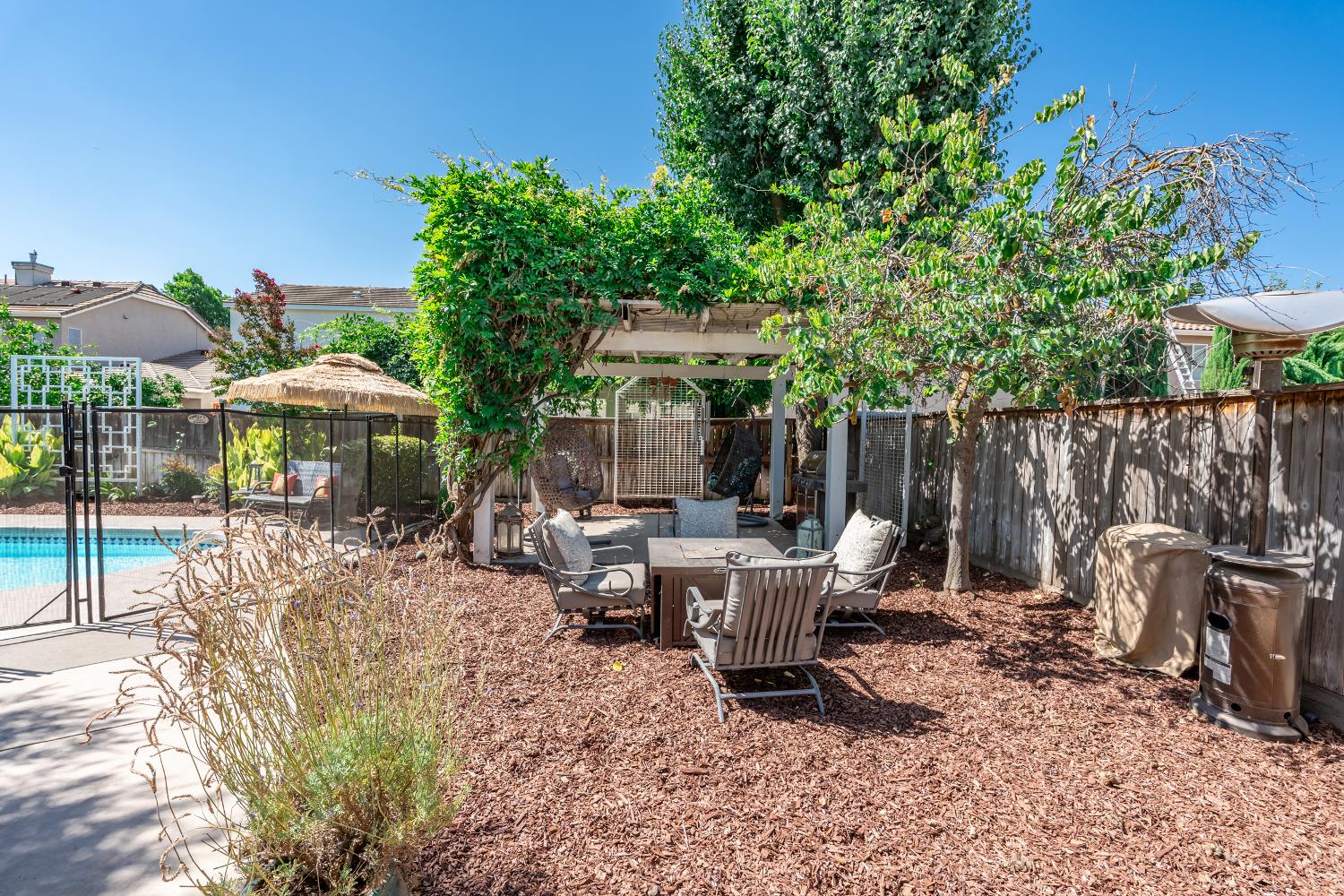 2140 Serena Ave, Clovis, CA 93619