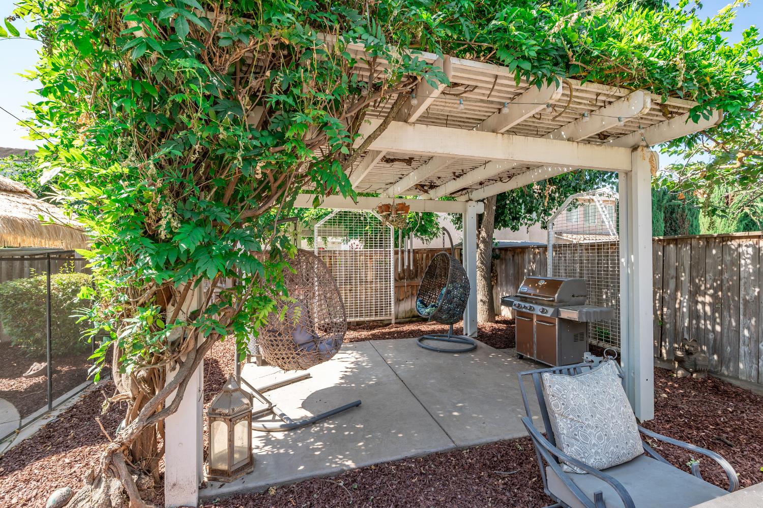 2140 Serena Ave, Clovis, CA 93619