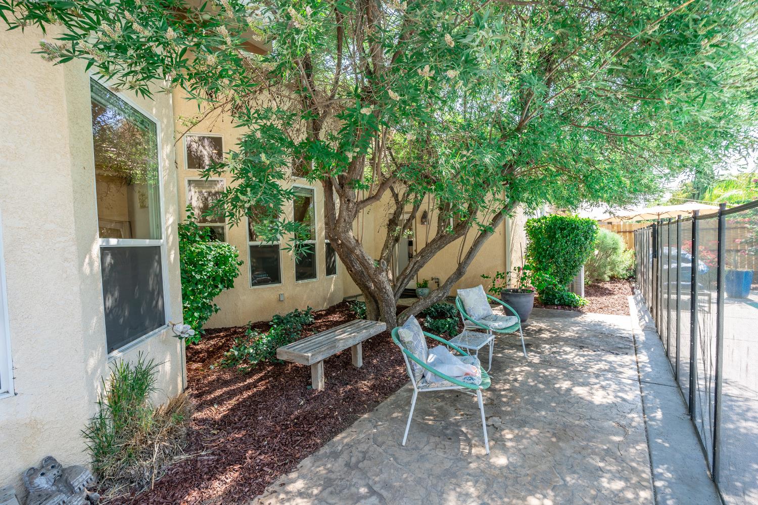 2140 Serena Ave, Clovis, CA 93619