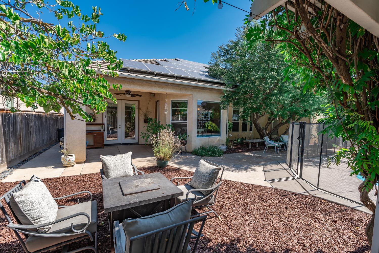 2140 Serena Ave, Clovis, CA 93619