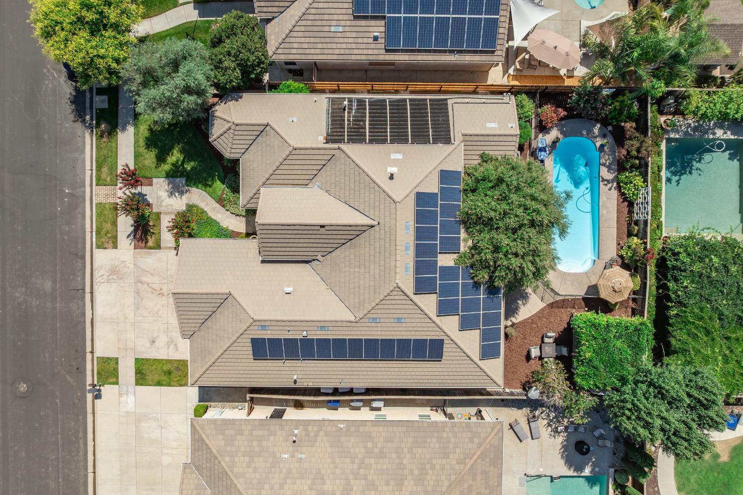 2140 Serena Ave, Clovis, CA 93619
