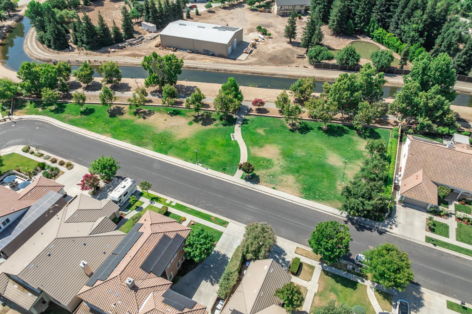 2140 Serena Ave, Clovis, CA 93619