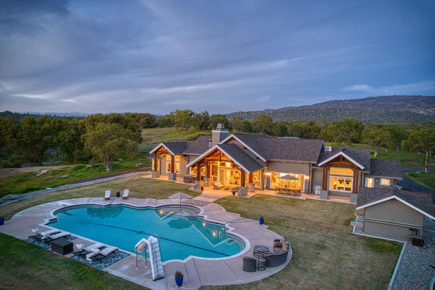 31825 Auberry Rd, Auberry, CA 93602