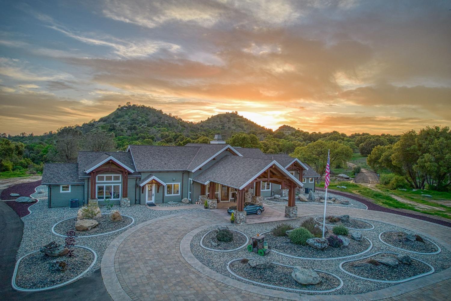 31825 Auberry Rd, Auberry, CA 93602