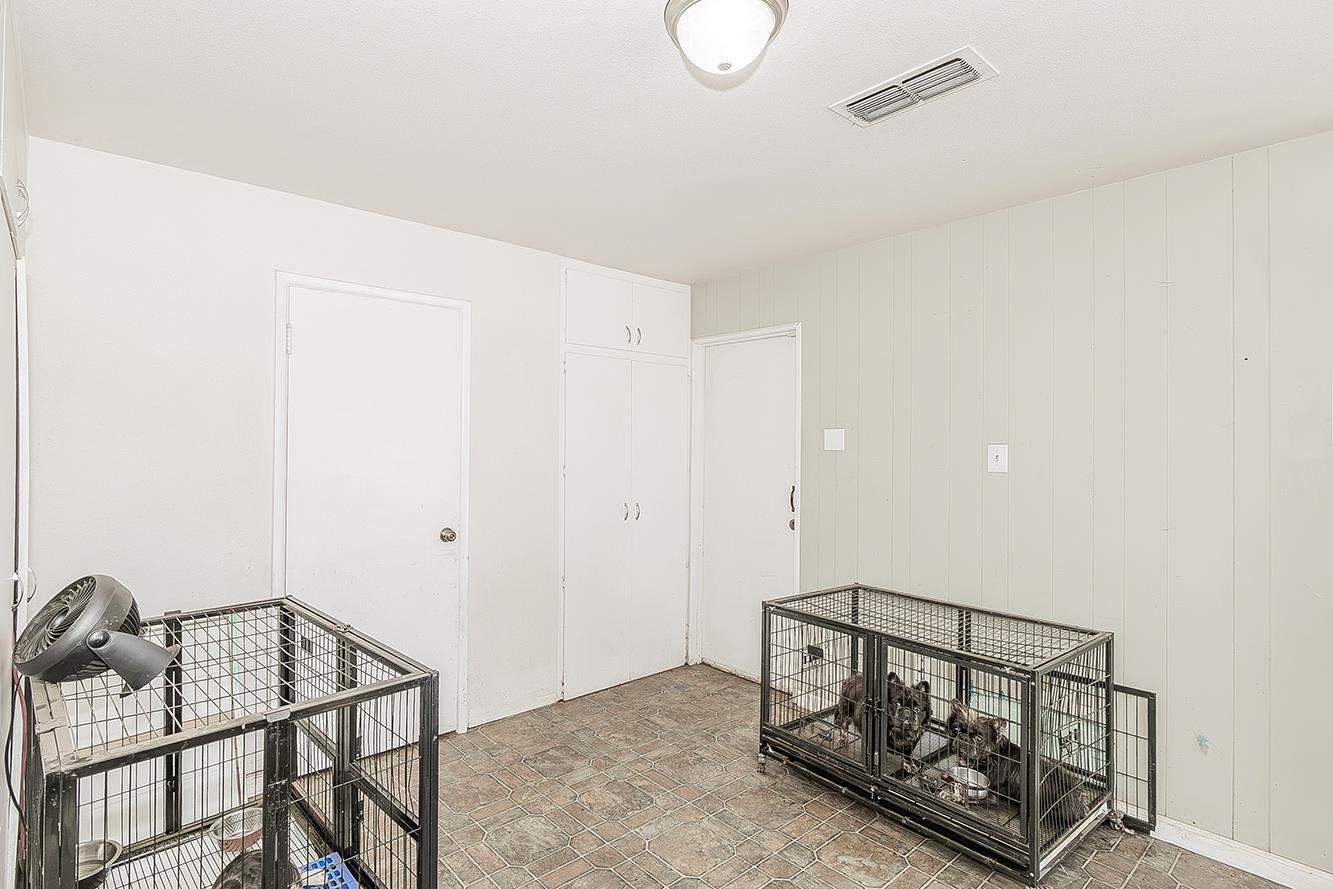 17209 E Floral Ave, Reedley, CA 93654