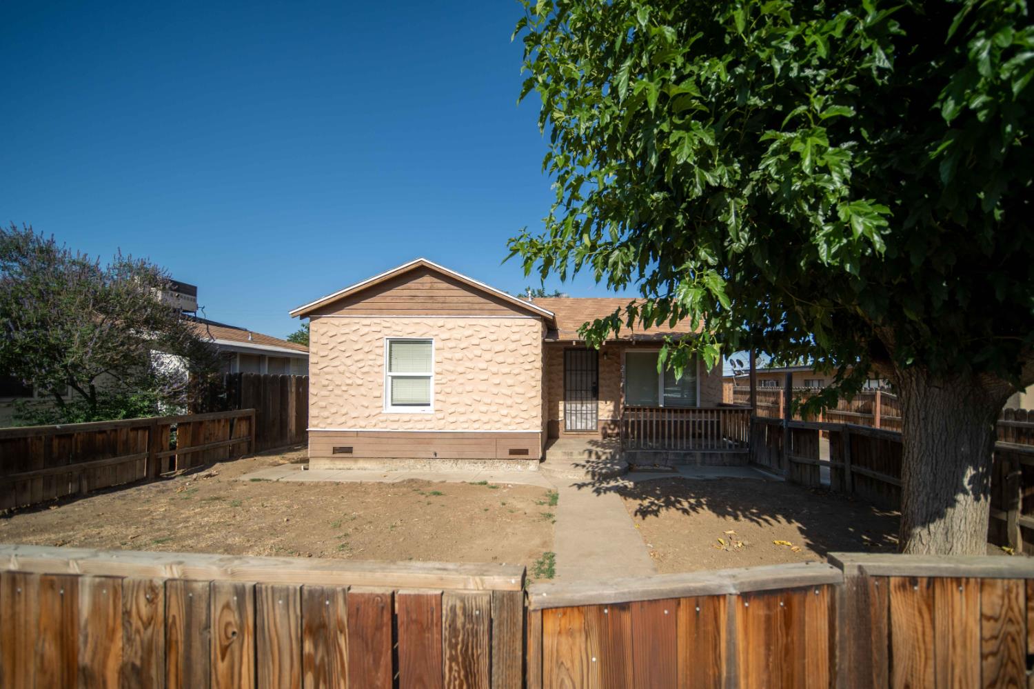 212 Buchanan, Coalinga, CA 93210