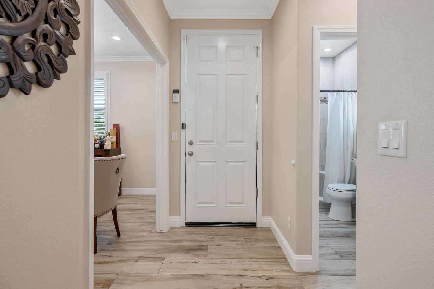908 Tuscany Ct, Lemoore, CA 93245