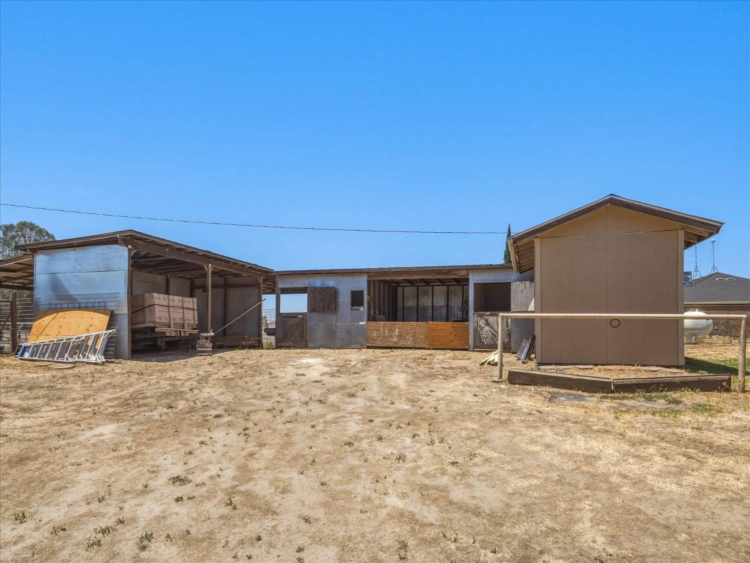 30664 Donald Ave, Madera, CA 93636
