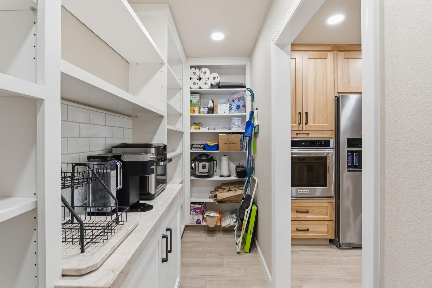 2955 Holly Ave, Clovis, CA 93611